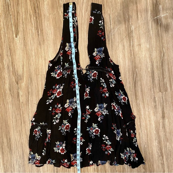 American Threads Low Cut Flowy Floral Dress - Size Small - Picture 15 of 16